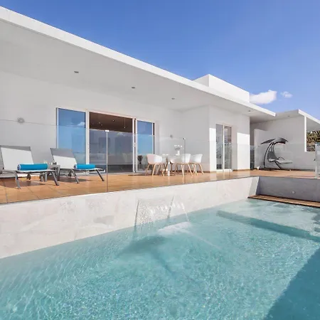 Feriehus Ferienhaus Mit Privatpool Fuer 6 Personen Ca 115 Qm In Tias, Lanzarote Suedkueste Von Lanzarote Tías